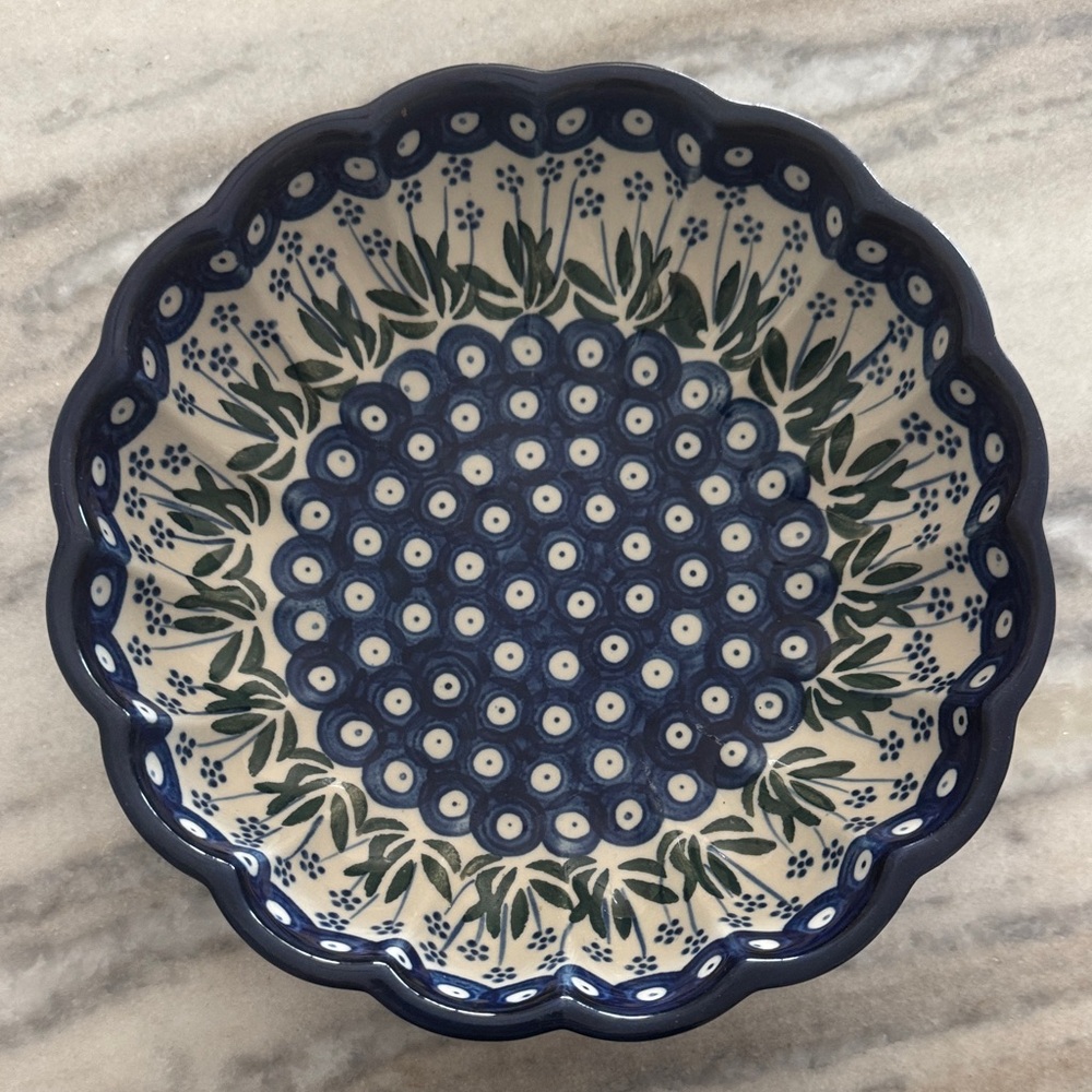 Scalloped Ceramic Serving Bowl in Blue and Green